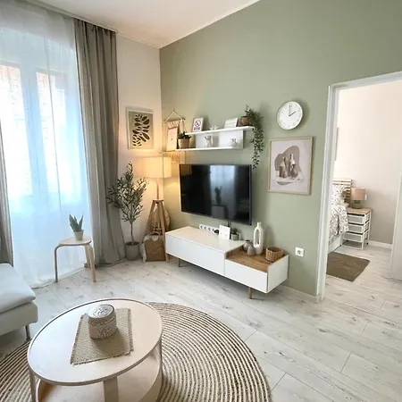 Storia Parentina Center Porec